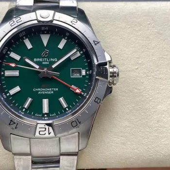 Breitling Avenger A32320101B1A1 Replica - Cadran Vert Lunette Cannelee