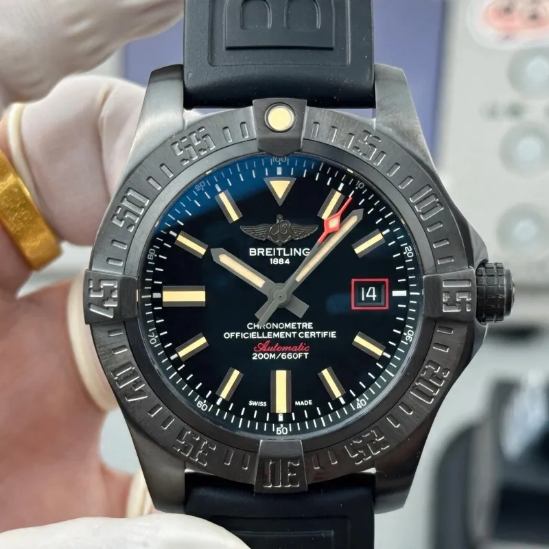Breitling Avenger V1731010/BD12-155S Replica - Cadran Noir Lunette Cannelee