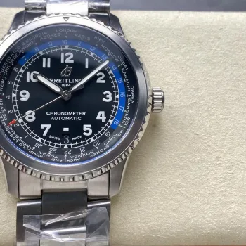 Breitling Aviator 8 B35 Automatic Unitime 43 AB3521U41B1A1 Replica - Cadran Noir