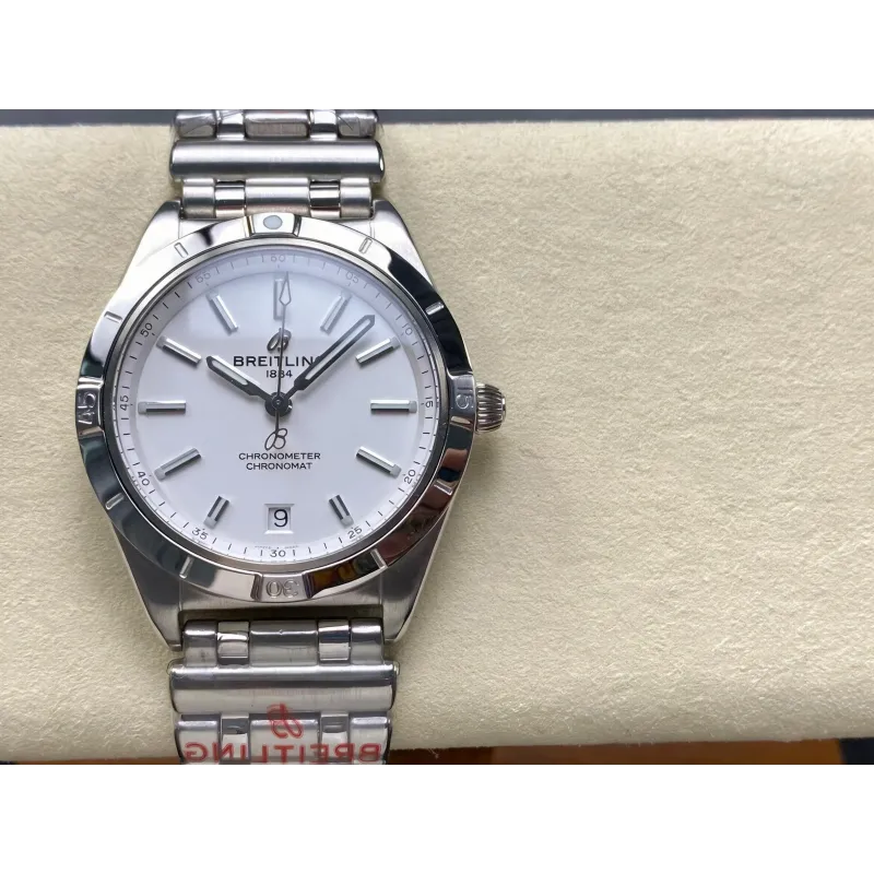 Breitling Chronomat Femme A10380101A3A1 Replica - Cadran Blanc Lunette Cannelee