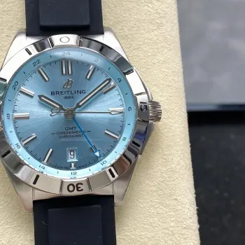 Breitling Chronomat P32398101C1S1 Replica - Cadran Bleu Glace Lunette Cannelee