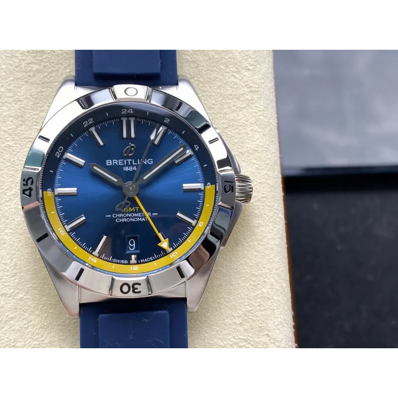 Breitling Chronomat A323981A1C1A1 Replica - Cadran Bleu Lunette Cannelee