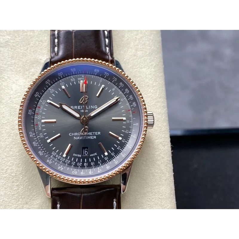 Breitling Navitimer Automatic 41 U17326121M1P1 Replica - Cadran Gris Acier Inoxydable
