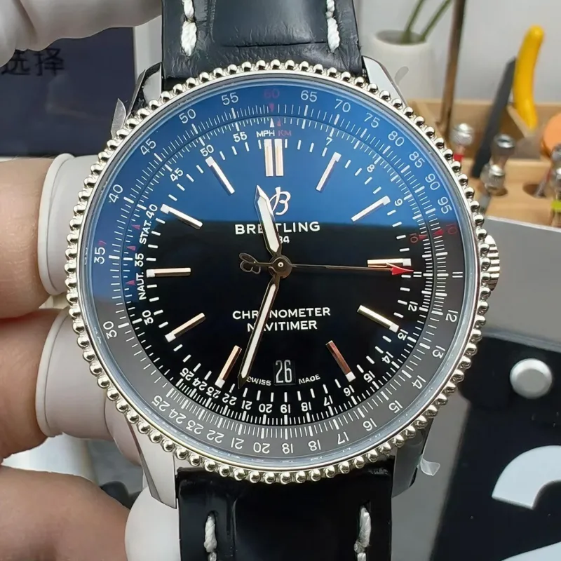 Breitling Navitimer A17326211B1P2 Replica - Cadran Noir Lunette Cannelee