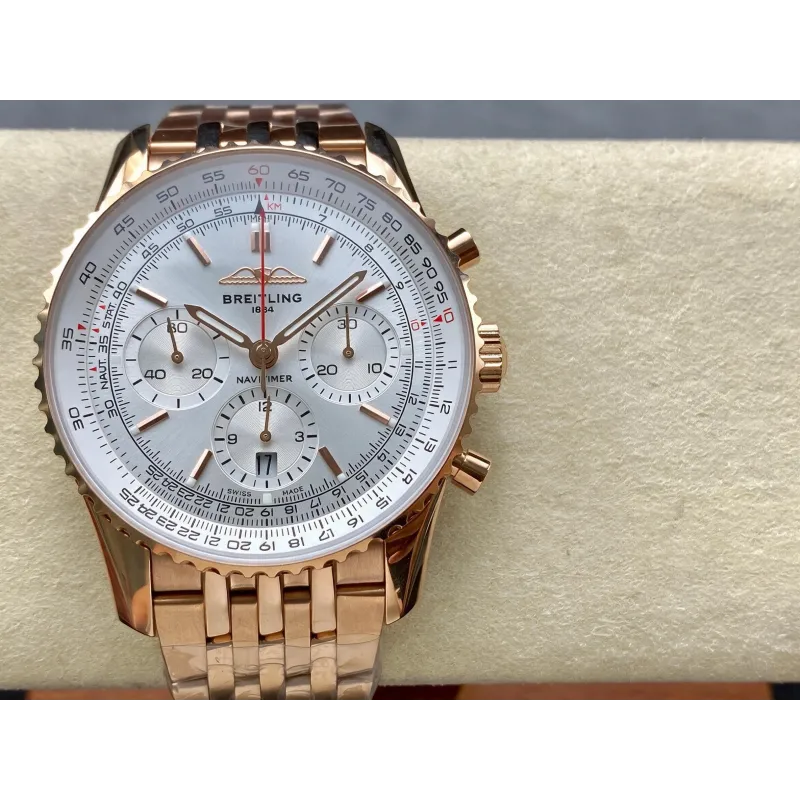 Breitling Navitimer RB0139211G1R1 Replica - Cadran Argent Lunette Cannelee