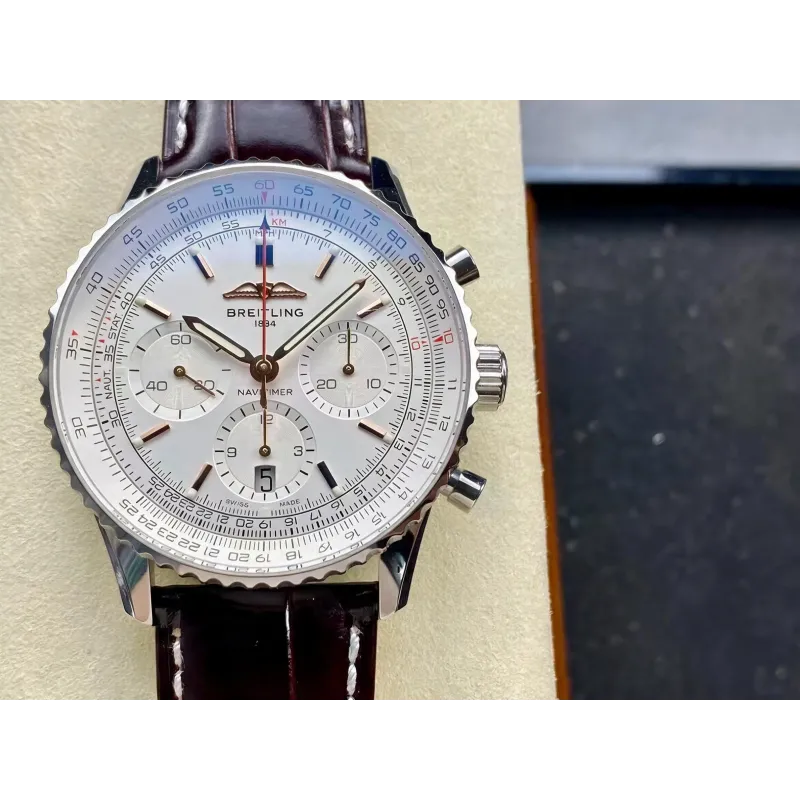 Breitling Navitimer AB0139211G1P1 Replica - Cadran Argent Lunette Cannelee