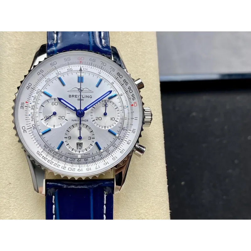 Breitling Navitimer AB0139A71G1P1 Replica - Cadran Argent Lunette Cannelee