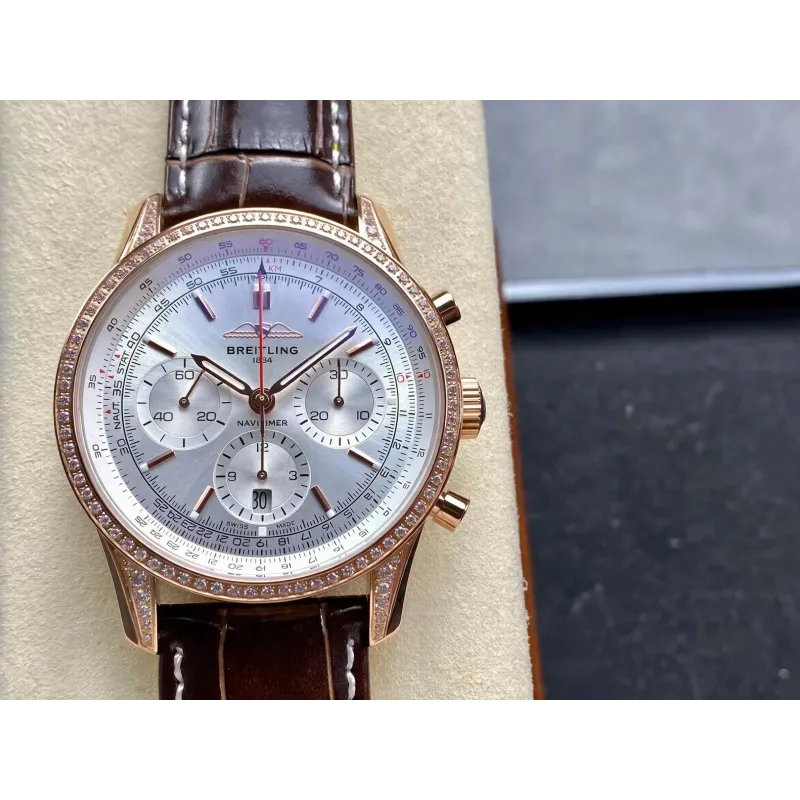 Breitling Navitimer RB0139631G1P1 Replica - Cadran Argent Lunette Cannelee