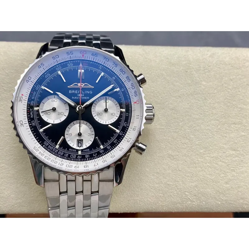 Breitling Navitimer AB0138211B1A1 Replica - Cadran Noir Lunette Cannelee