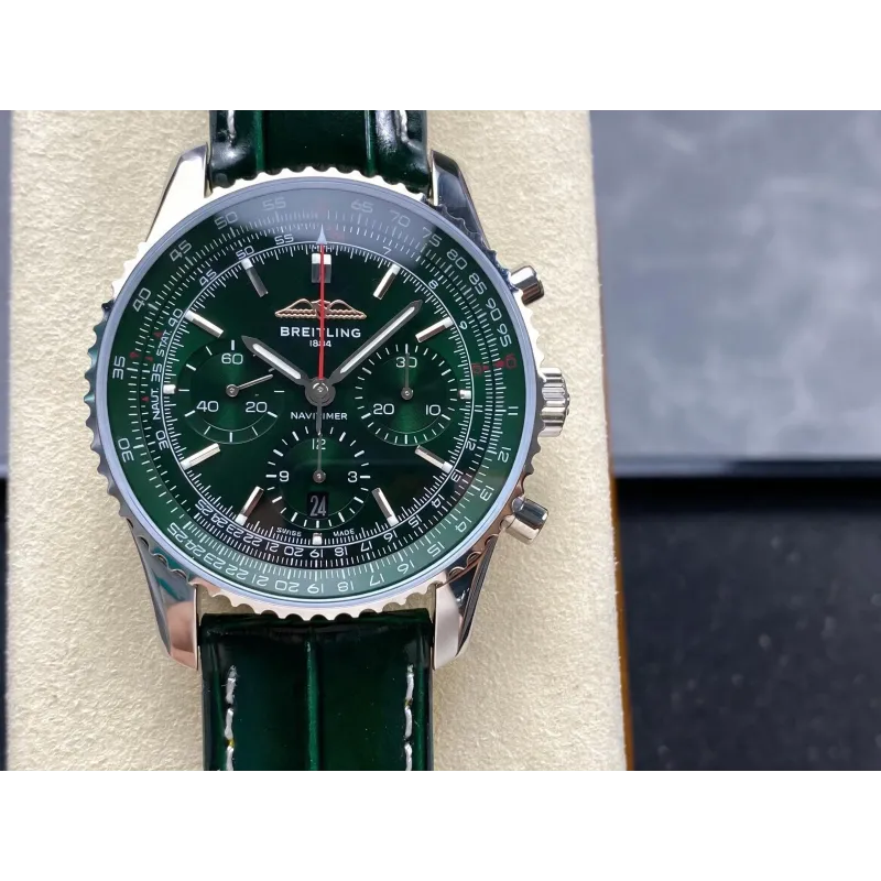 Breitling Navitimer AB01382B1L1P1 Replica - Cadran Vert Lunette Cannelee