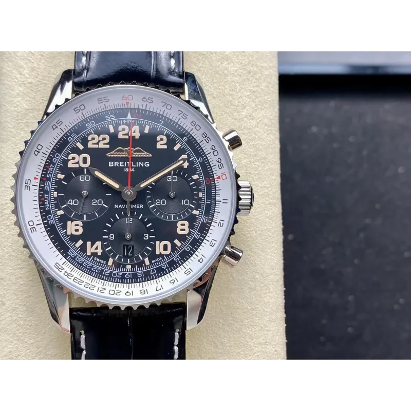 Breitling Navitimer PB02301A1B1P1 Replica - Cadran Noir Lunette Cannelee