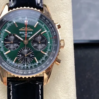 Breitling Navitimer RB0137241L1P1 Replica - Cadran Vert Lunette Cannelee