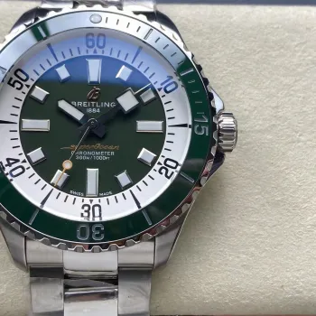 Breitling Superocean Automatic 44 A17376A31L1A1 Replica - Cadran Vert Acier Inoxydable