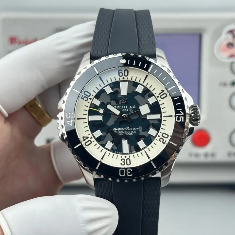 Breitling Superocean E10379351B1S1 Replica - Cadran Bleu Bracelet Caoutchouc