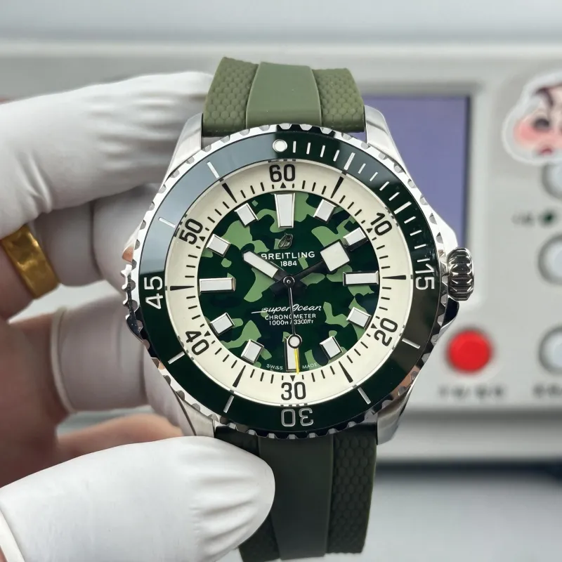 Breitling Superocean Automatic 46 E10379D31L1S1 Replica - Cadran Vert Bracelet Caoutchouc