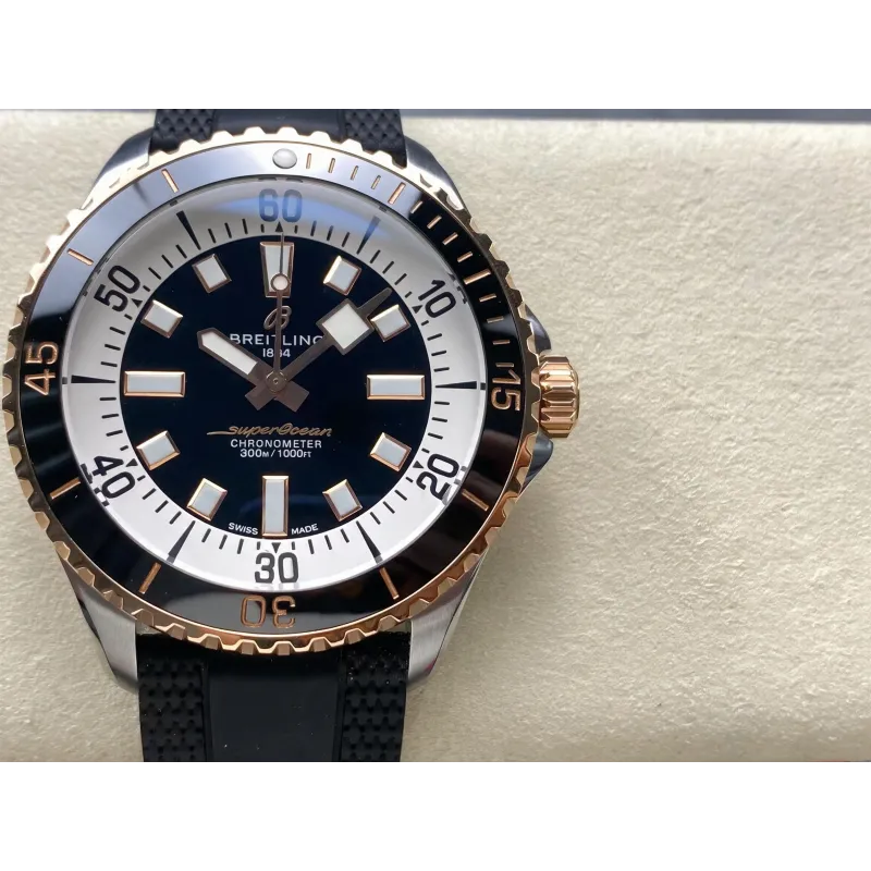 Breitling Superocean Automatic 42 U17375211B1S1 Replica - Cadran Noir Bicolore