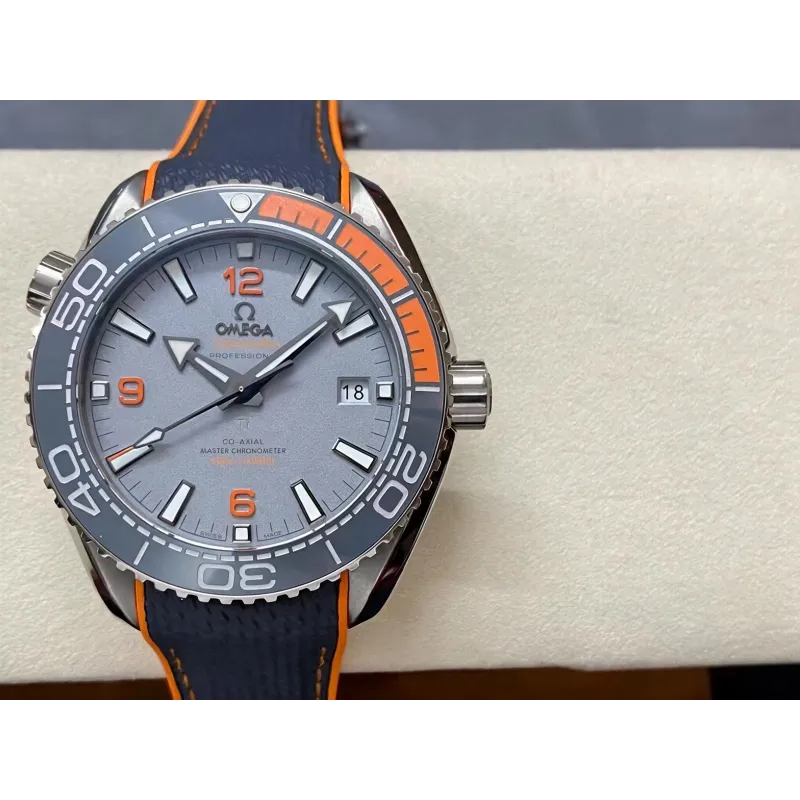 Omega Seamaster Planet Ocean 600M 215.92.44.21.99.001 Replica - Cadran Gris Titane