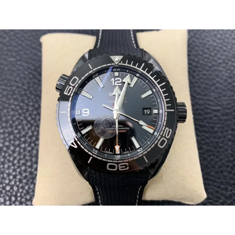Omega Seamaster Planet Ocean 600M GMT Deep Black 215.92.46.22.01.001 Replica - Cadran Noir