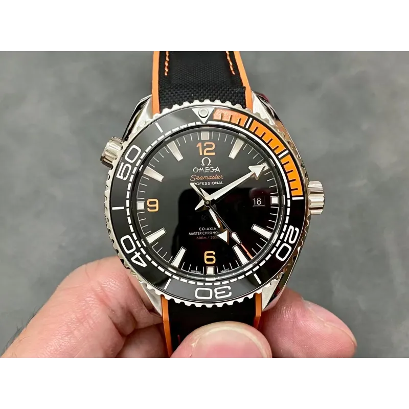 Omega Speedmaster Planet Ocean 600M 215.32.44.21.01.001 Replica - Cadran Noir