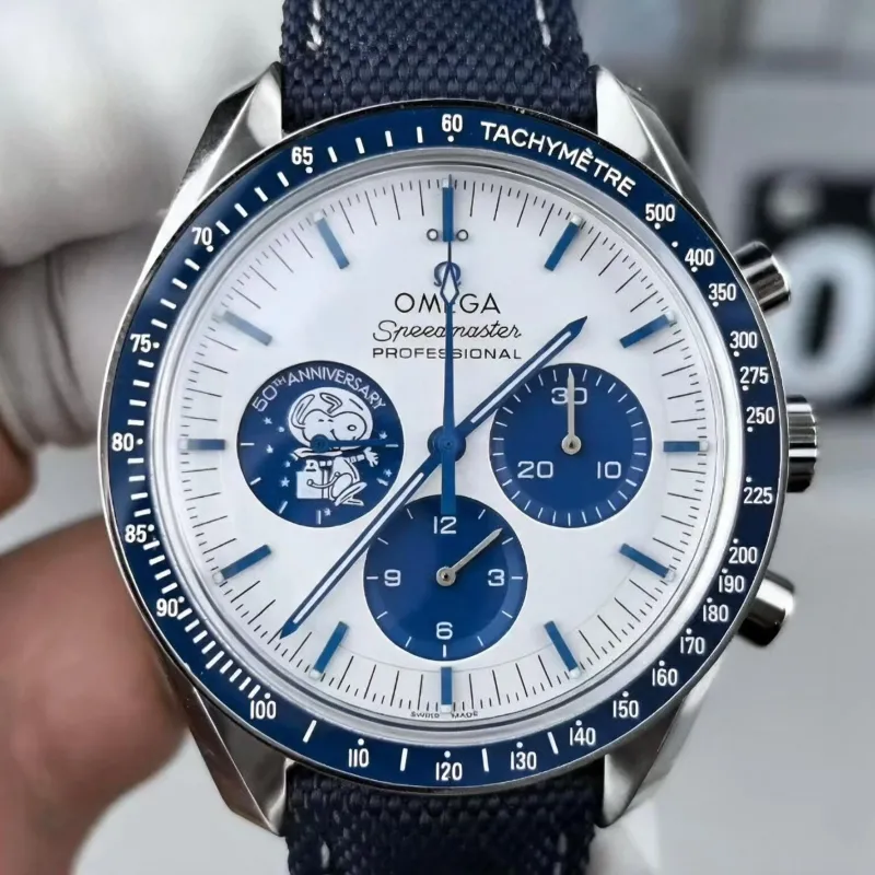 Omega Speedmaster 50th Anniversary Snoopy 310.32.42.50.02.001 Replica - Cadran Blanc