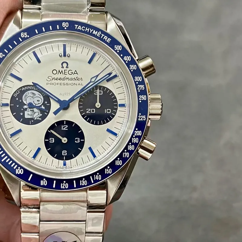 Omega Speedmaster Moonwatch Snoopy 310.32.42.50.02.001 Replica - Cadran Argent Acier Inoxydable