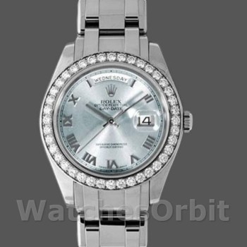 Replique Hommes - Rolex Day-Date-18946, 39mm, cadran romain bleu glacier, édition spéciale, Bleu glacier Hommes