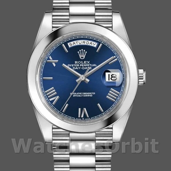 Replique Hommes Rolex Day-Date-228206, 40mm, cadran bleu à chiffres romains, platine, Bleu Homme