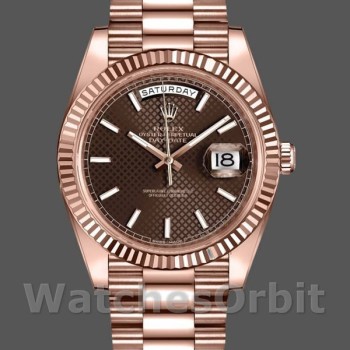 Replique Hommes - Rolex Day-Date-228235, 40mm, cadran brun chocolat à motifs diagonaux, lunette cannelée, brun chocolat pour hommes