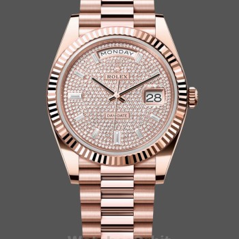 Replique Hommes Rolex Day-Date-228235, 40mm, cadran pavé de diamants, lunette cannelée, Hommes pavé de diamants