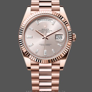 Replique Hommes - Rolex Day-Date-228235, 40mm, Sundust Cadran indexé, lunette cannelée, Hommes Sundust