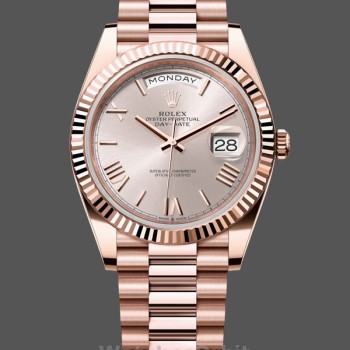 Replique Hommes Rolex Day-Date-228235, 40mm, Sundust, cadran chiffres romains, lunette cannelée, Hommes Sundust