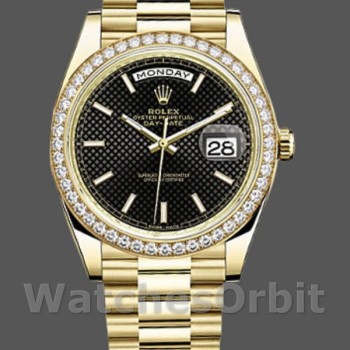 Replique Hommes Rolex Day-Date-228348RBR, 40mm, cadran noir à motifs diagonaux, lunette diamantée, Noir Hommes