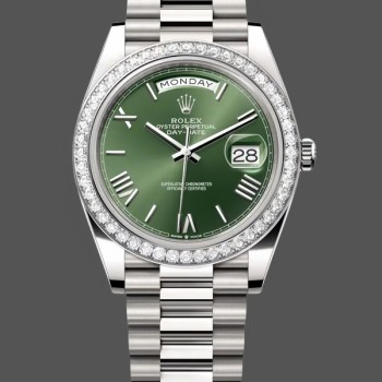 Replique Hommes Rolex Day-Date-228349RBR, 40mm, cadran romain vert, lunette diamant, Vert Hommes