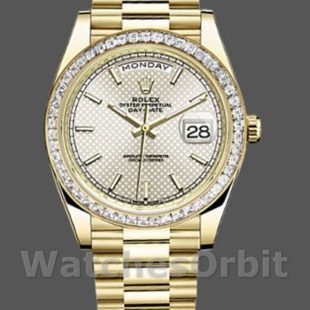 Replique Hommes Rolex Day-Date-228398TBR, 40mm, cadran argenté à motif diagonal, lunette diamantée, Argenté Hommes